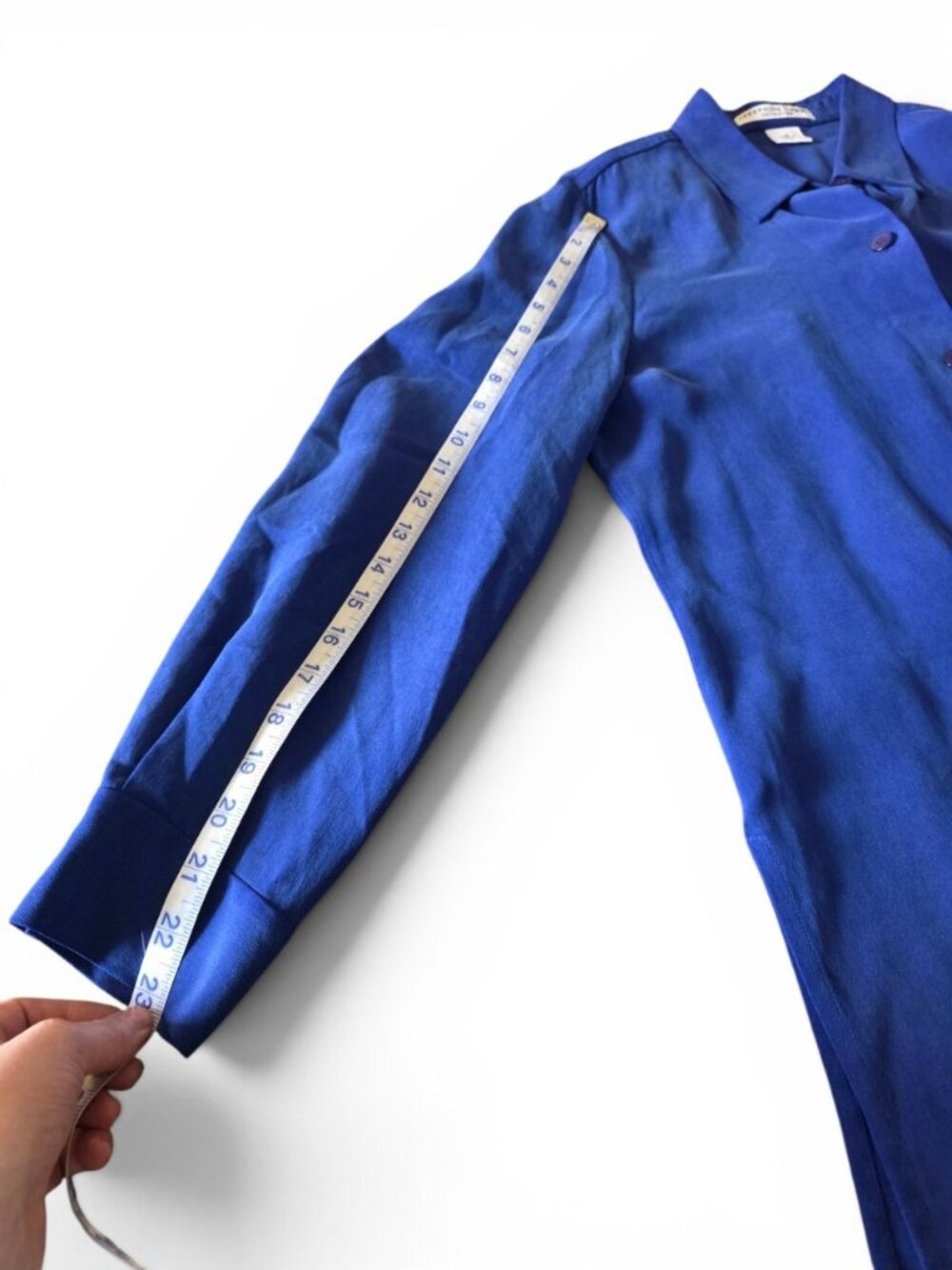 Josephine Chaus 100% Silk Blue Button Front Blouse Women's 12 Long Sleeve Top - Picture 11 of 14